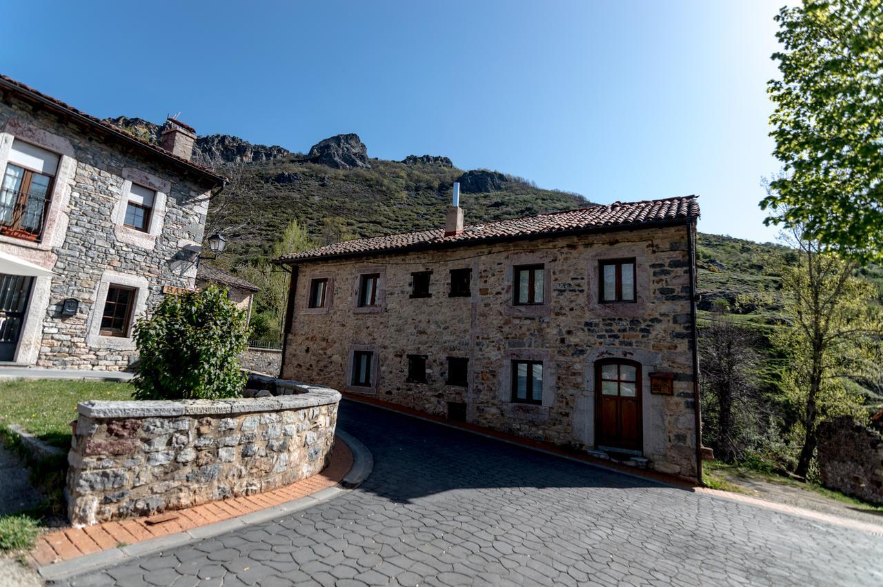 Casa Rural La Catedral De La Montana Casa de hóspedes Lois Exterior foto